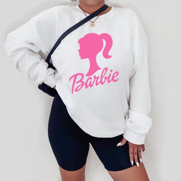 NEW Barbie graphic Sweatshirt S-5X - Picture 1 of 4